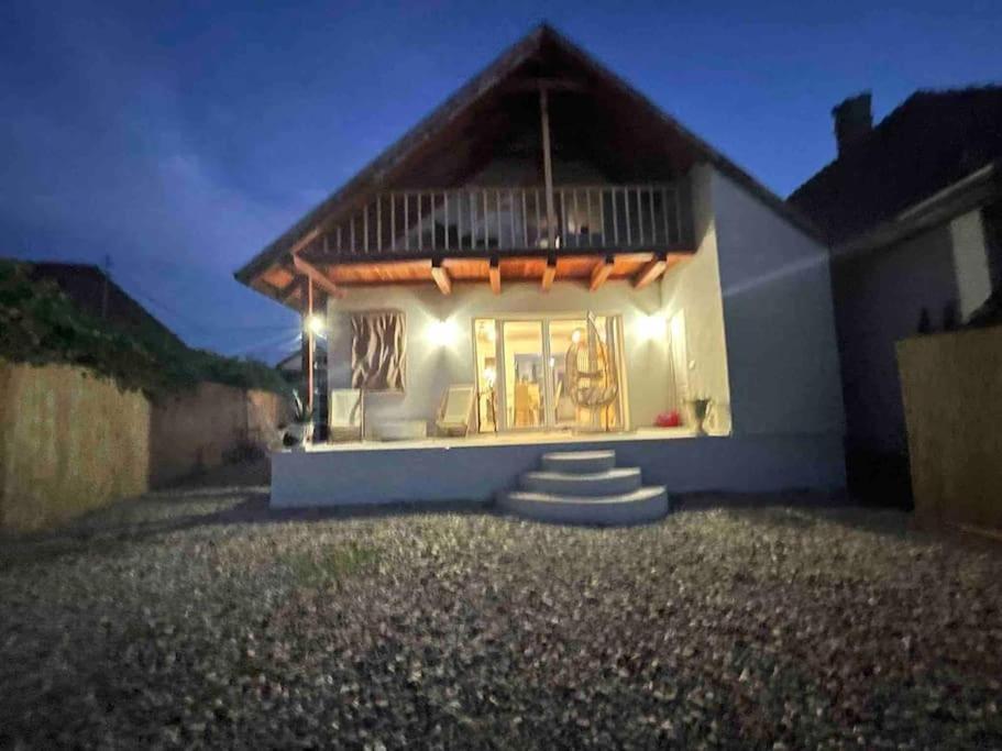 Villa Casa Mina Albeşti Exterior foto