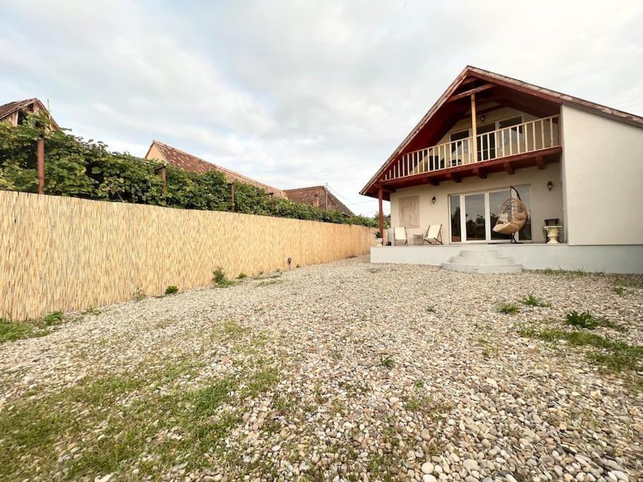Villa Casa Mina Albeşti Exterior foto